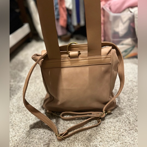 Universal Thread Backpack - Picture 5 of 8